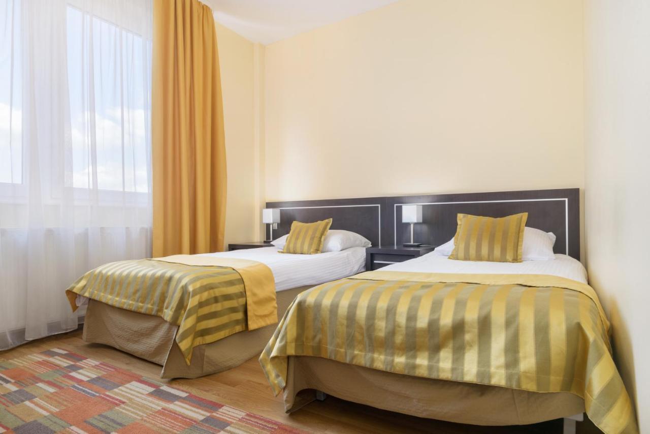 Hotel Safir Poznań Extérieur photo