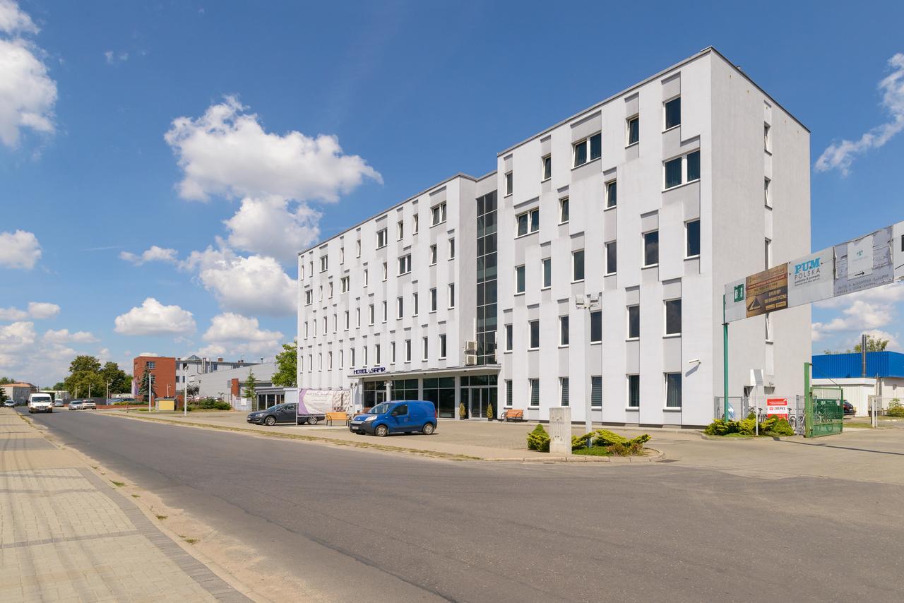 Hotel Safir Poznań Extérieur photo