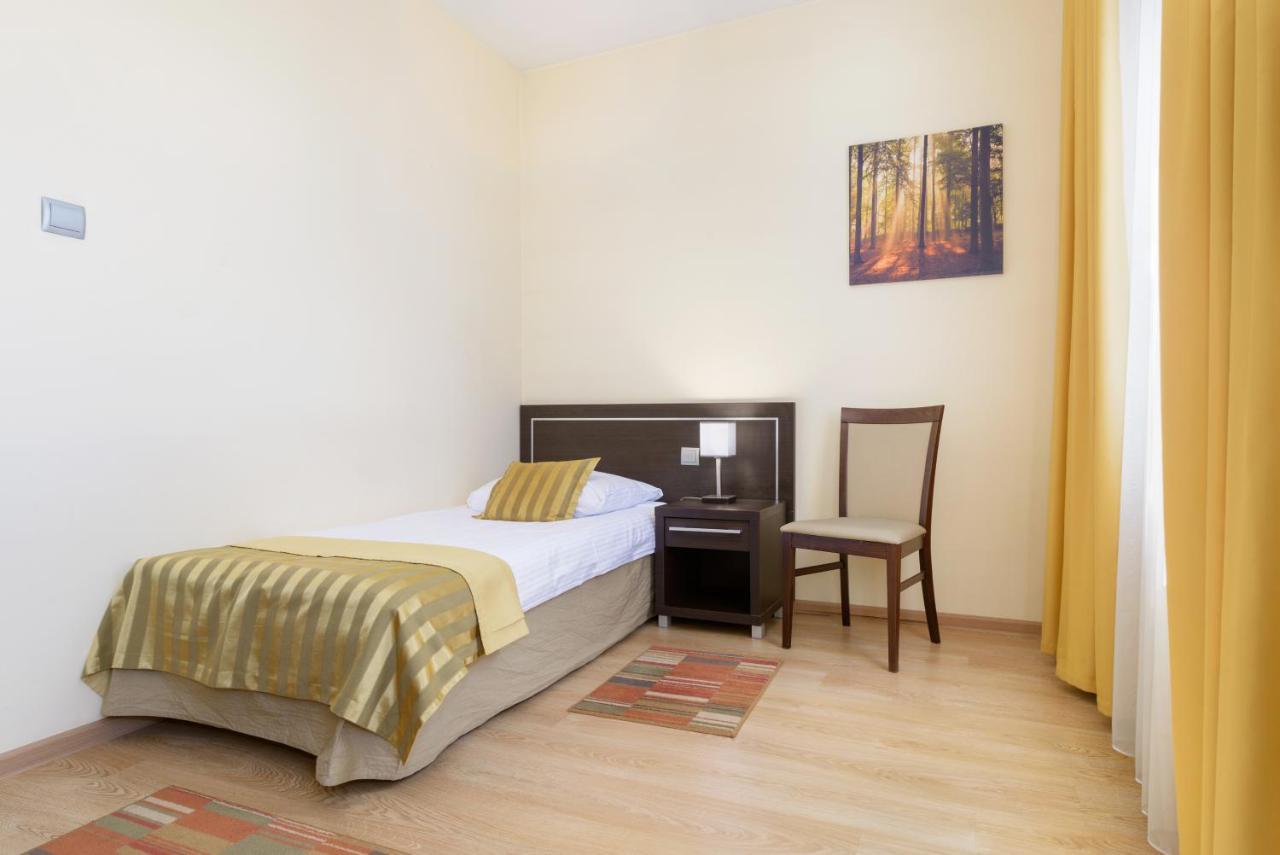 Hotel Safir Poznań Extérieur photo